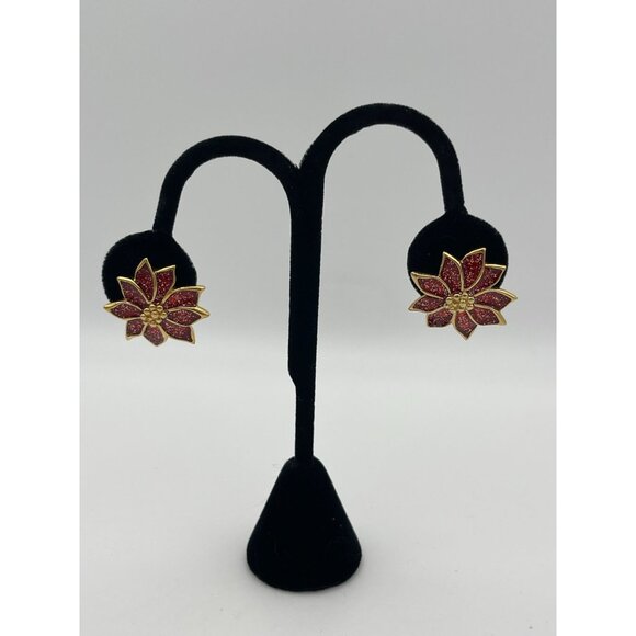 Pair 1" Pierced Earrings Red  Petals Gold Tone Accent - Picture 1 of 7